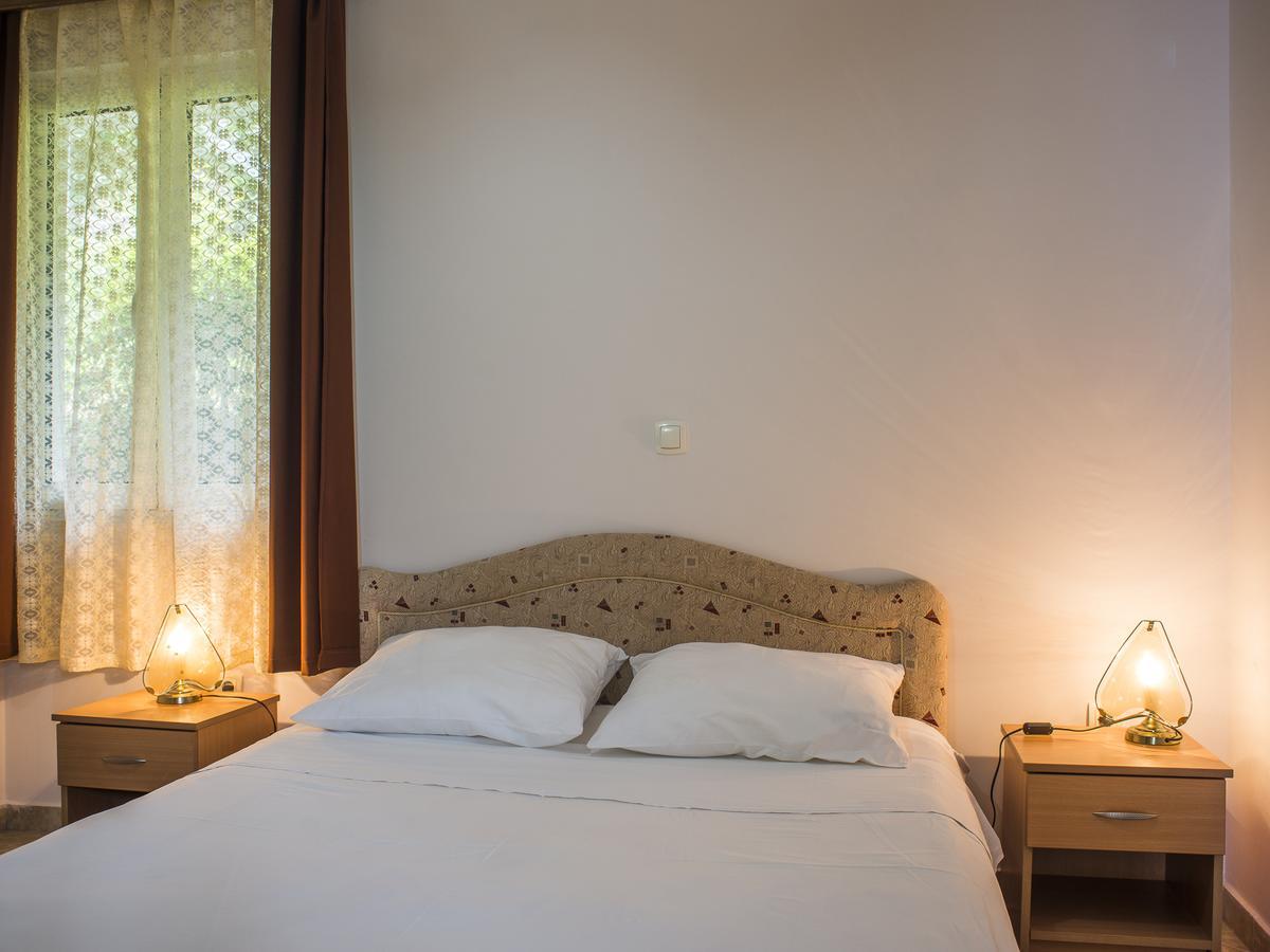 Apartments Villa Radonic Donji Morinj Kültér fotó