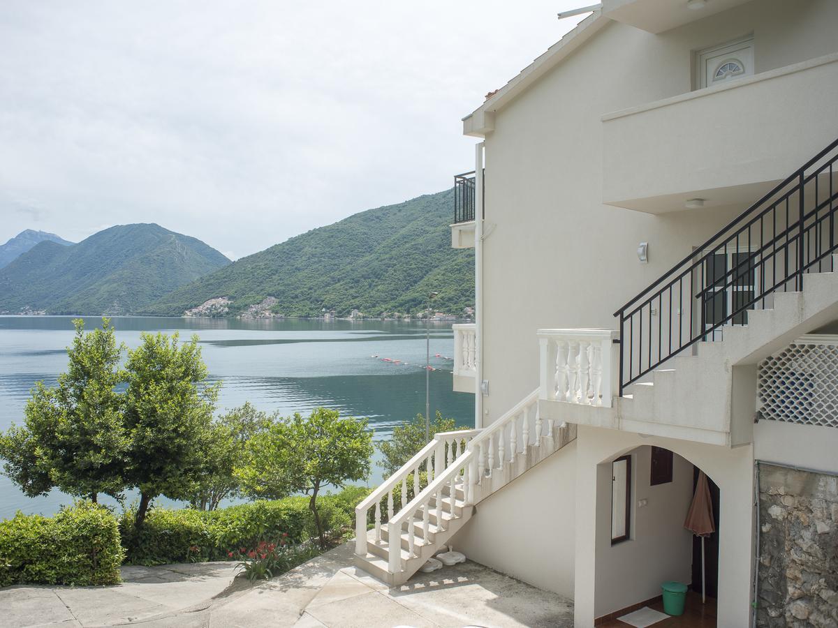 Apartments Villa Radonic Donji Morinj Kültér fotó